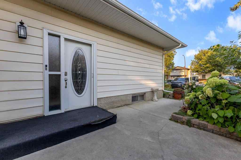 MLS® A2260307 - 12 Templehill Bay NE in Temple Calgary, Residential