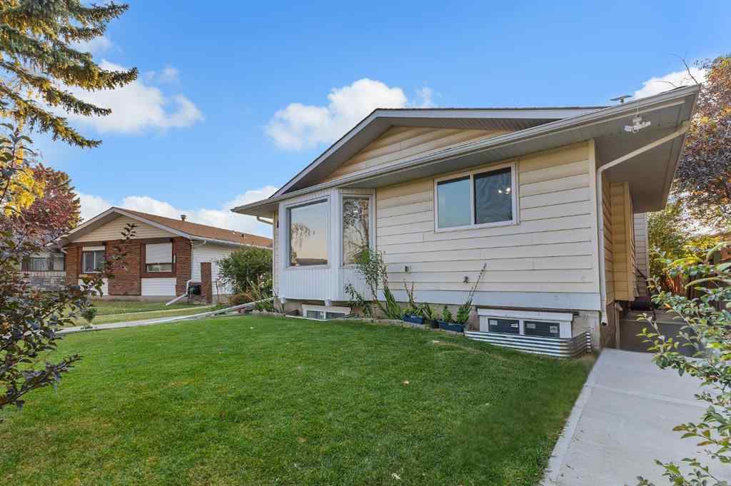 MLS® A2260307 - 12 Templehill Bay NE in Temple Calgary, Residential