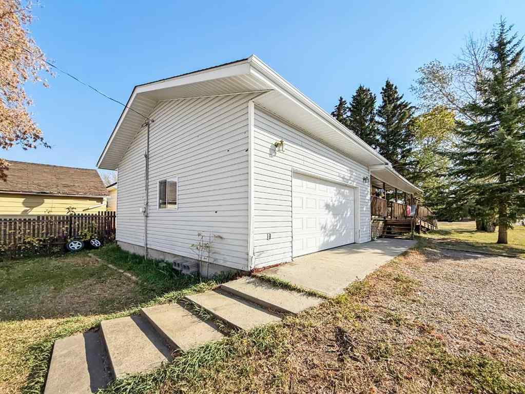 MLS® A2260308 - 5002 49 Avenue  in NONE Botha, Residential