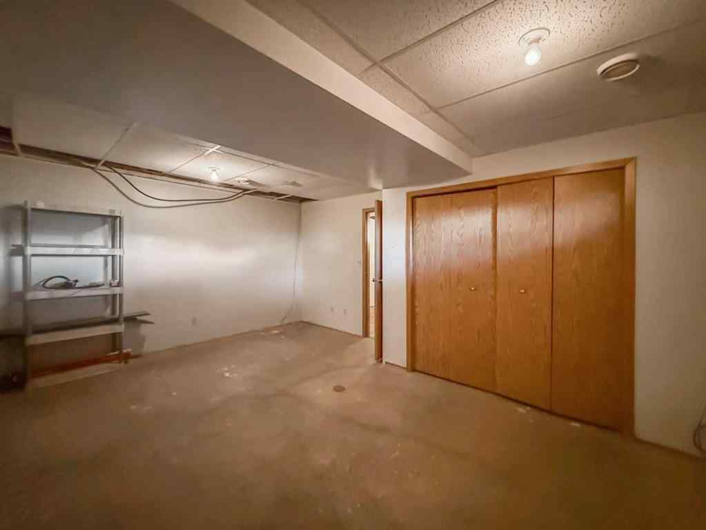 MLS® A2260308 - 5002 49 Avenue  in NONE Botha, Residential