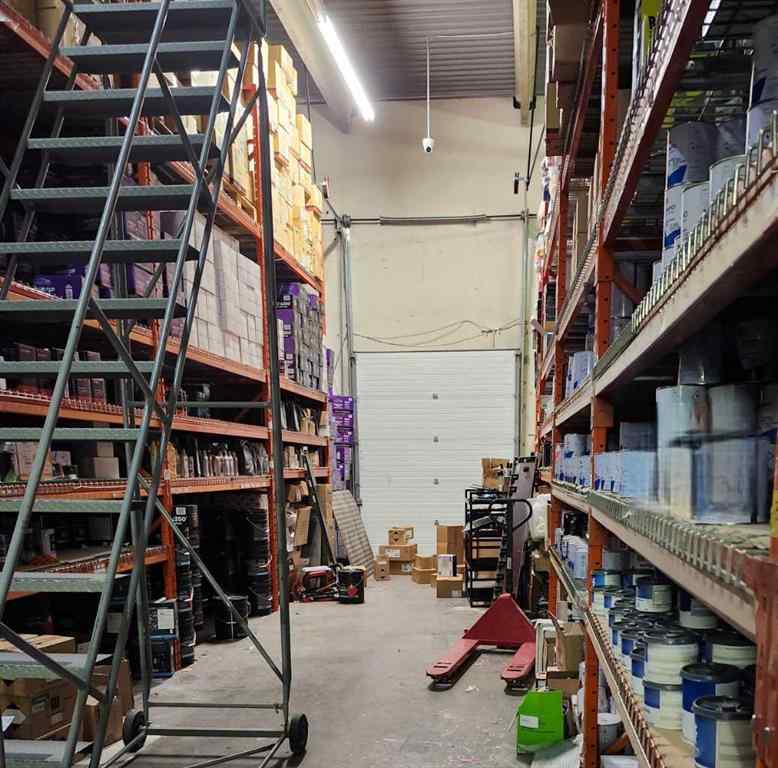 MLS® A2260309 - Unit #2 2219 35 Avenue NE in North Airways Calgary, Commercial