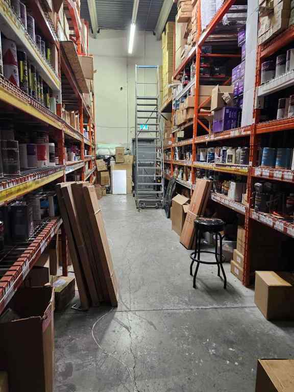 MLS® A2260309 - Unit #2 2219 35 Avenue NE in North Airways Calgary, Commercial