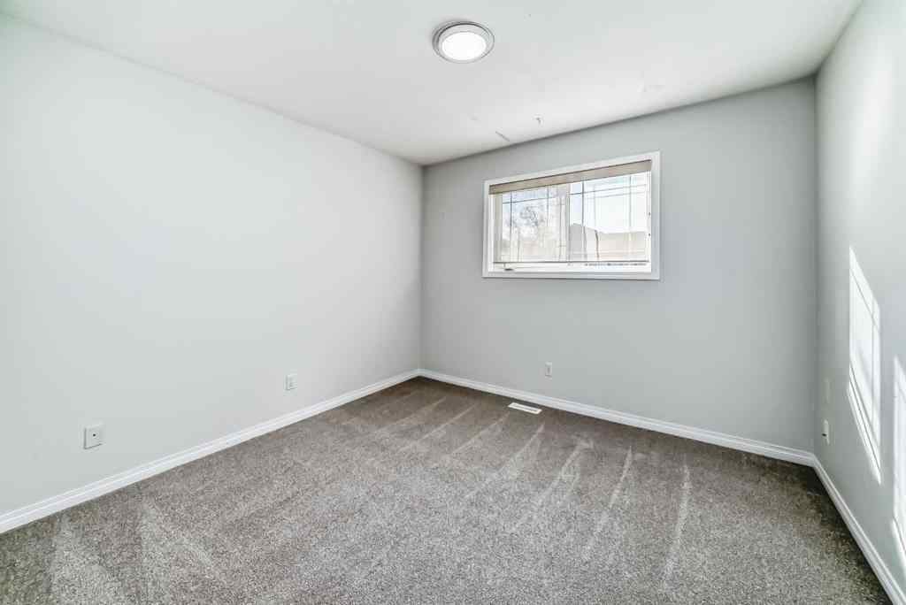 MLS® A2260319 - 92 simcoe Place SW in Signal Hill Calgary, Residential