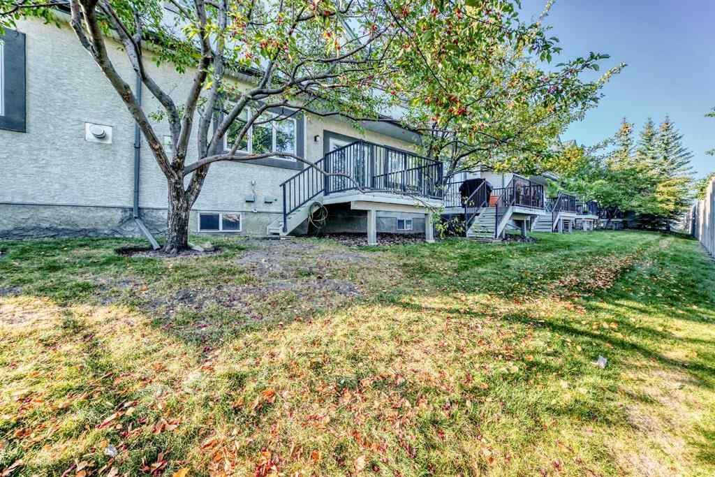 MLS® A2260319 - 92 simcoe Place SW in Signal Hill Calgary, Residential