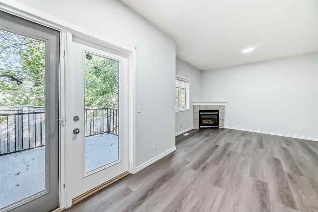 MLS® A2260319 - 92 simcoe Place SW in Signal Hill Calgary, Residential