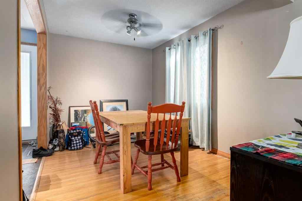 MLS® A2260325 - 7711 Bowcliffe Crescent NW in Bowness Calgary, Residential