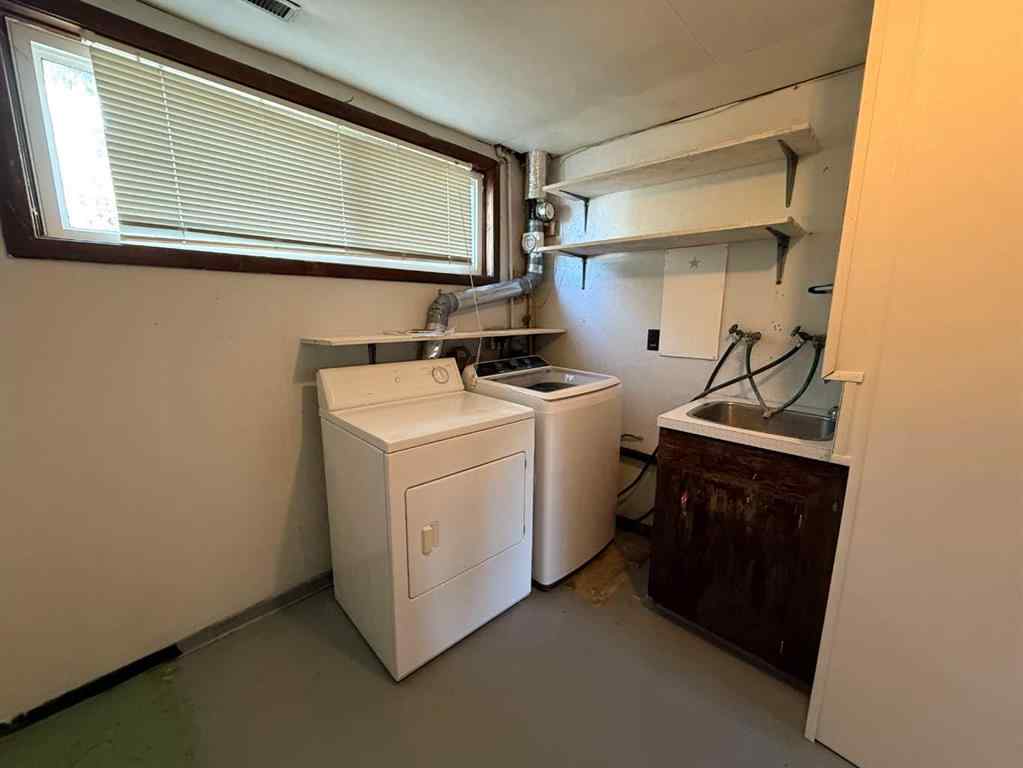 MLS® A2260326 - 4413 43 Street   in Riverside Ponoka, Residential