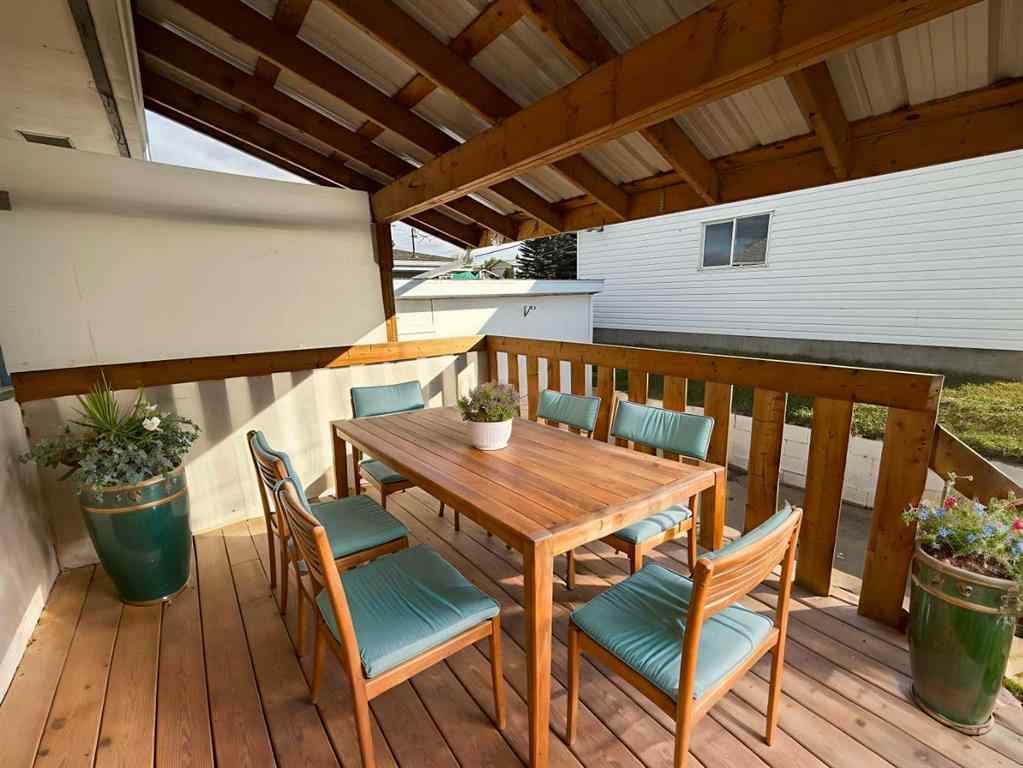 MLS® A2260326 - 4413 43 Street   in Riverside Ponoka, Residential