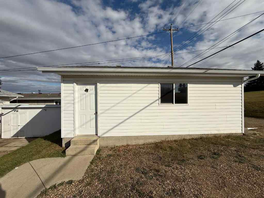 MLS® A2260326 - 4413 43 Street   in Riverside Ponoka, Residential