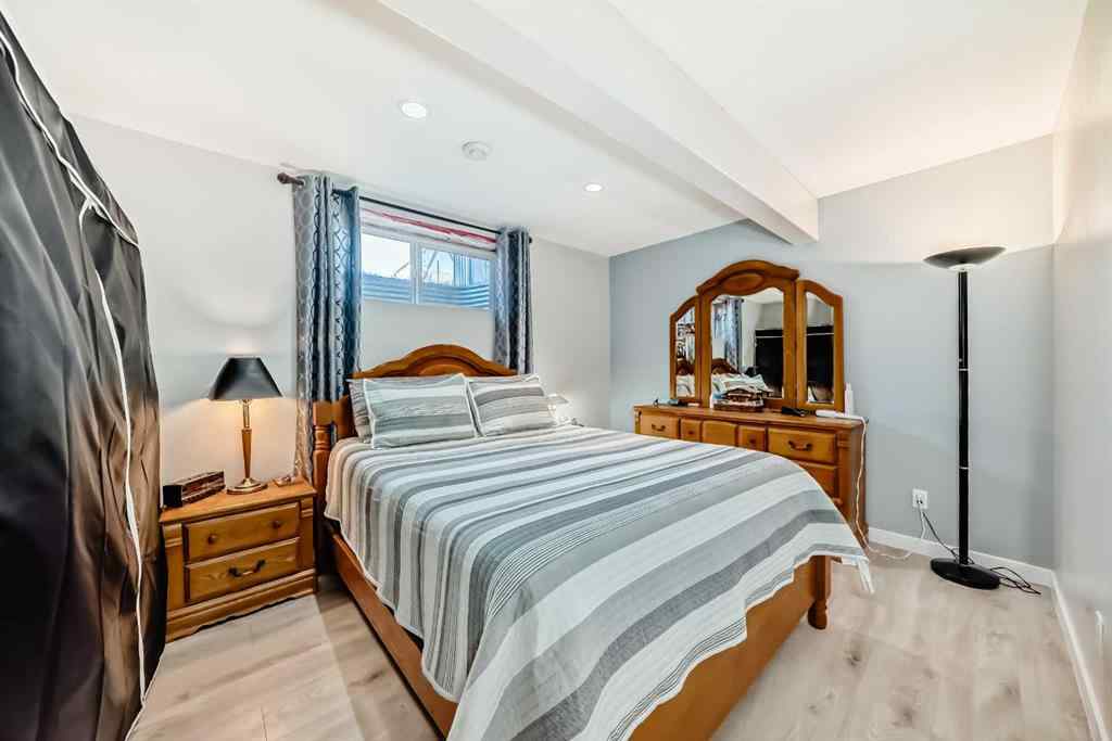 MLS® A2260329 - 20 Bowman Circle  in Beacon Hill Sylvan Lake, Residential