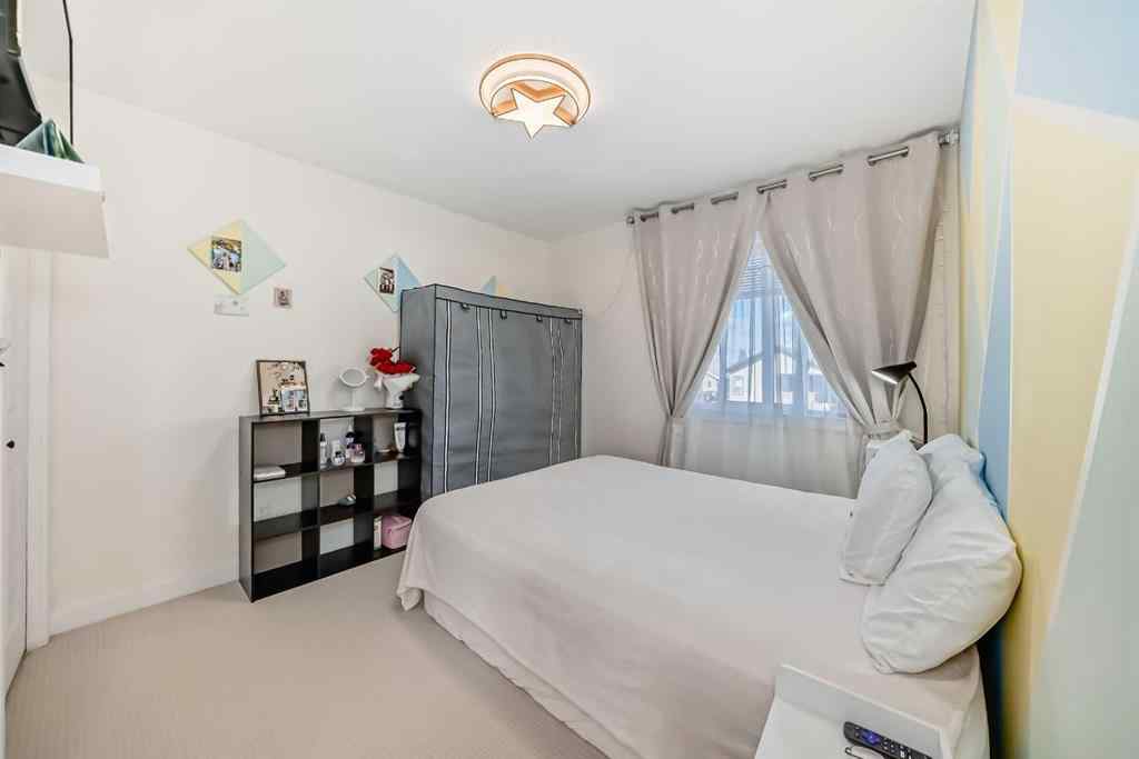 MLS® A2260329 - 20 Bowman Circle  in Beacon Hill Sylvan Lake, Residential