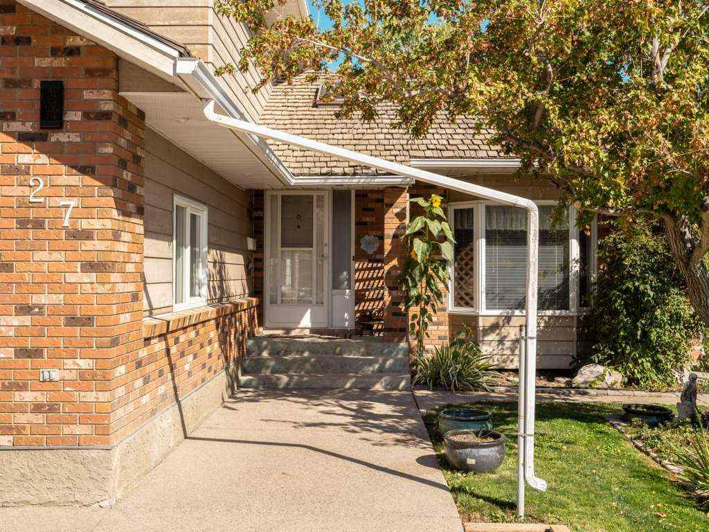 MLS® A2260331 - 27 Erminerun Place N in Uplands Lethbridge, Residential