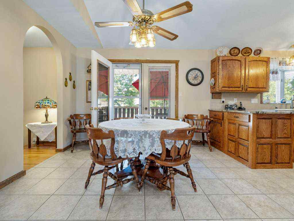 MLS® A2260331 - 27 Erminerun Place N in Uplands Lethbridge, Residential