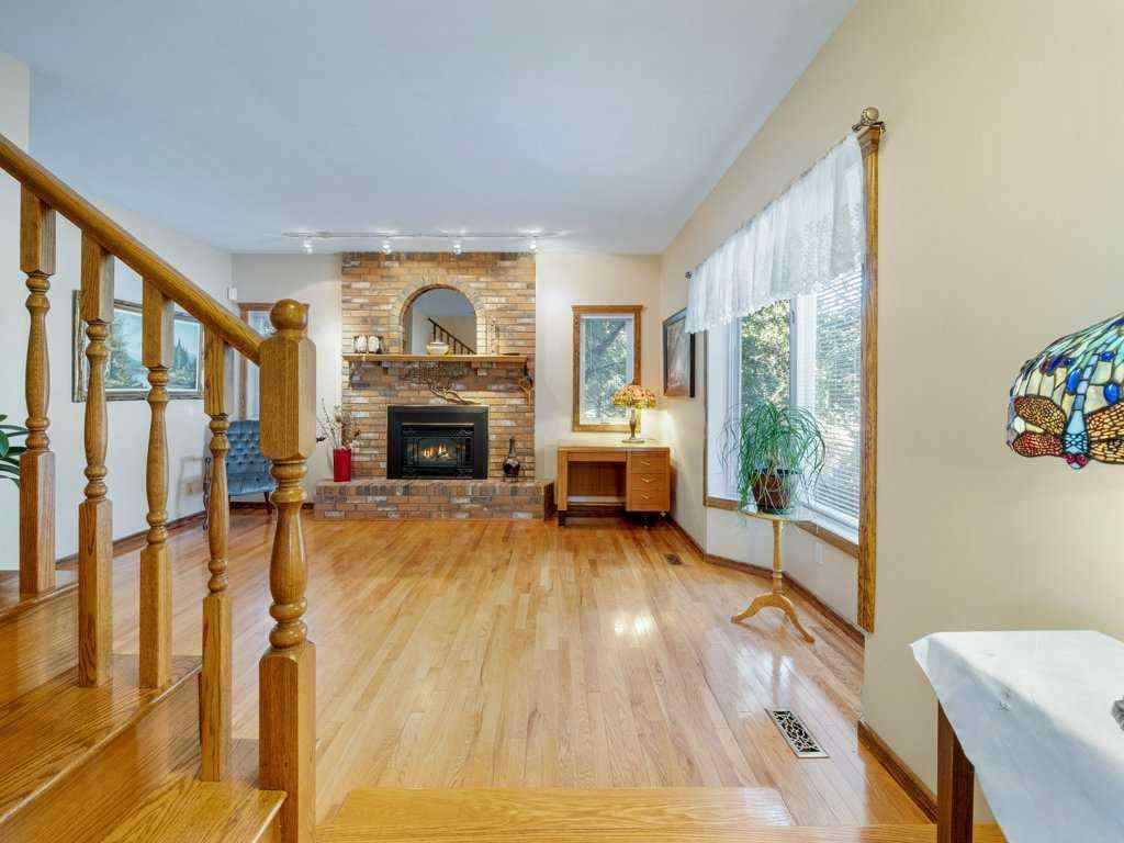 MLS® A2260331 - 27 Erminerun Place N in Uplands Lethbridge, Residential