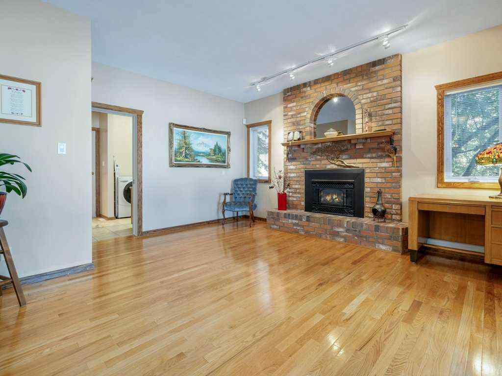 MLS® A2260331 - 27 Erminerun Place N in Uplands Lethbridge, Residential