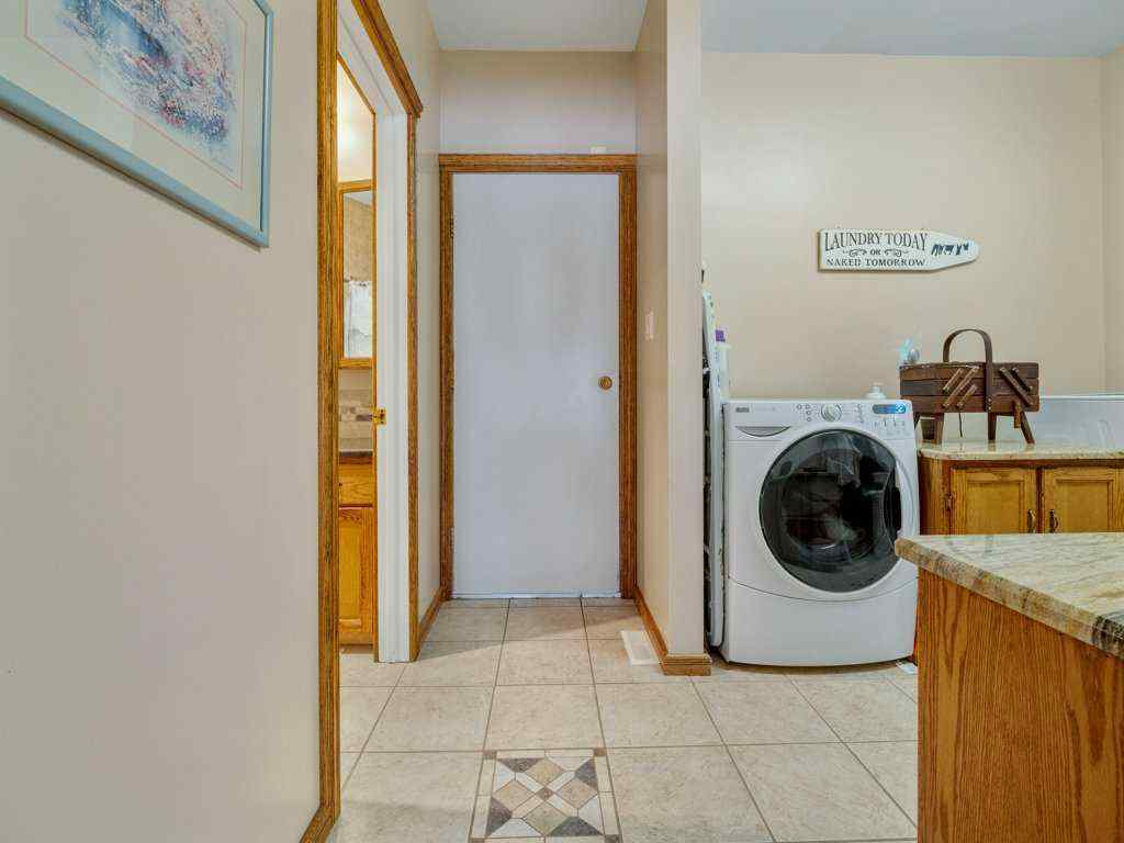 MLS® A2260331 - 27 Erminerun Place N in Uplands Lethbridge, Residential