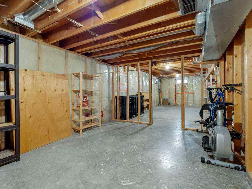 MLS® A2260331 - 27 Erminerun Place N in Uplands Lethbridge, Residential