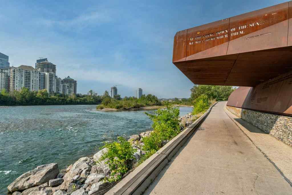 MLS® A2260336 - Unit #451 110 18A Street NW in West Hillhurst Calgary, Residential