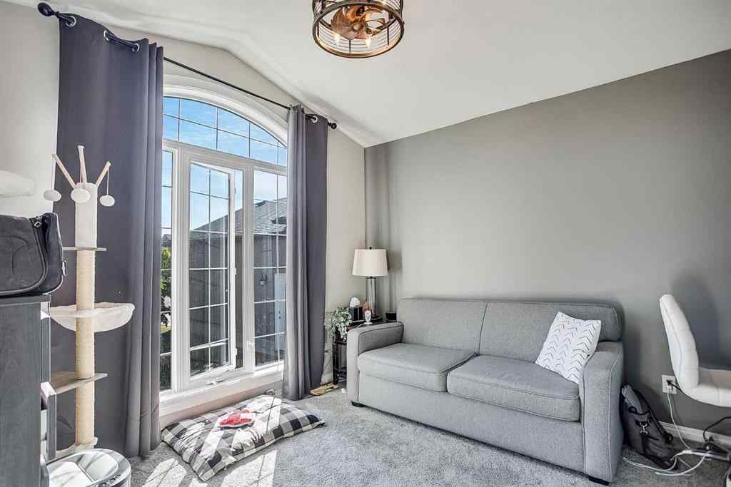 MLS® A2260340 - 211 Lineham Acres Close NW in Lineham Acres High River, Residential