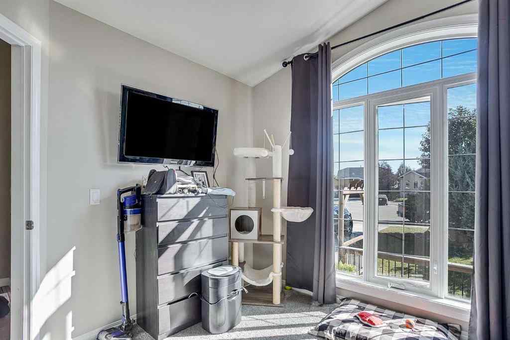 MLS® A2260340 - 211 Lineham Acres Close NW in Lineham Acres High River, Residential