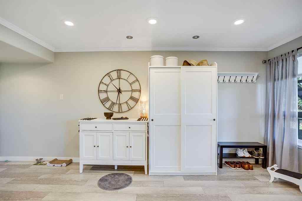 MLS® A2260340 - 211 Lineham Acres Close NW in Lineham Acres High River, Residential