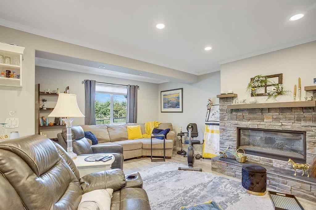 MLS® A2260340 - 211 Lineham Acres Close NW in Lineham Acres High River, Residential