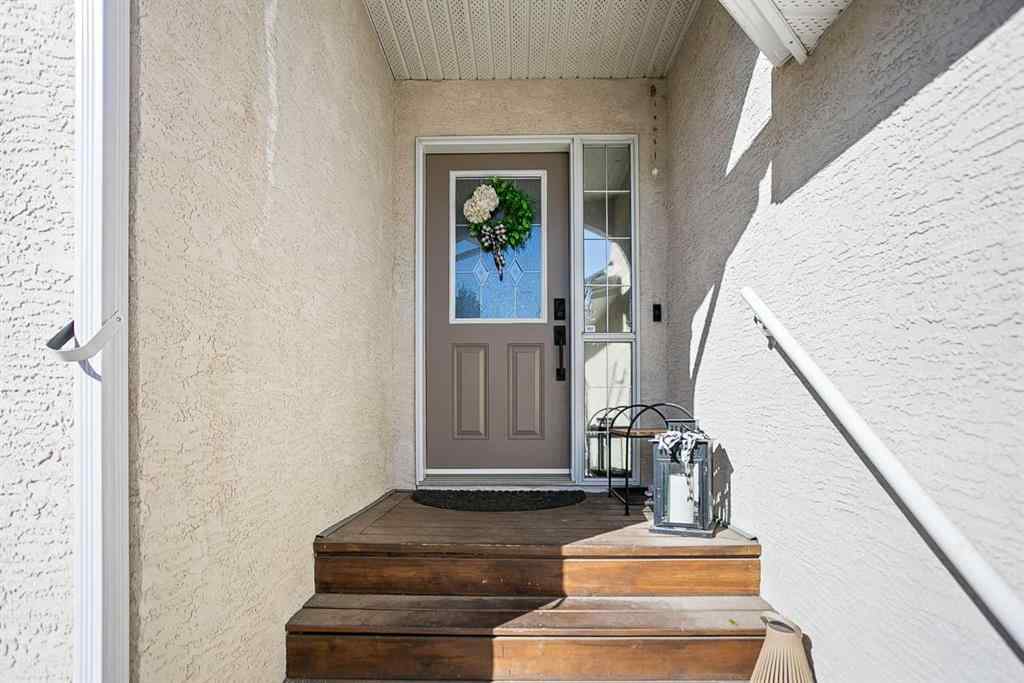 MLS® A2260340 - 211 Lineham Acres Close NW in Lineham Acres High River, Residential