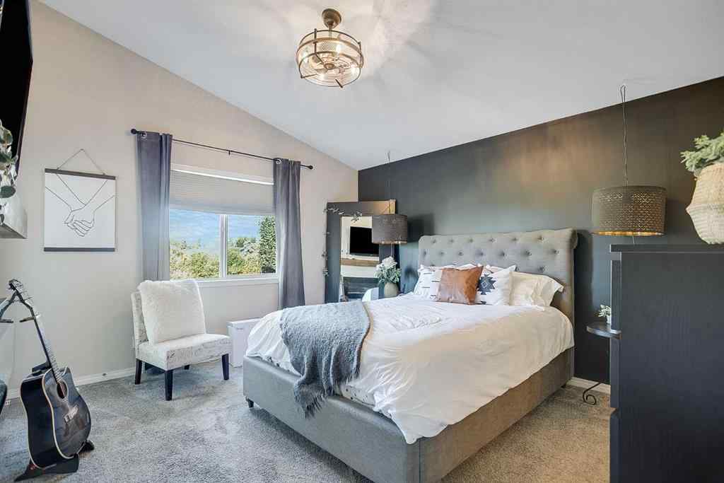 MLS® A2260340 - 211 Lineham Acres Close NW in Lineham Acres High River, Residential