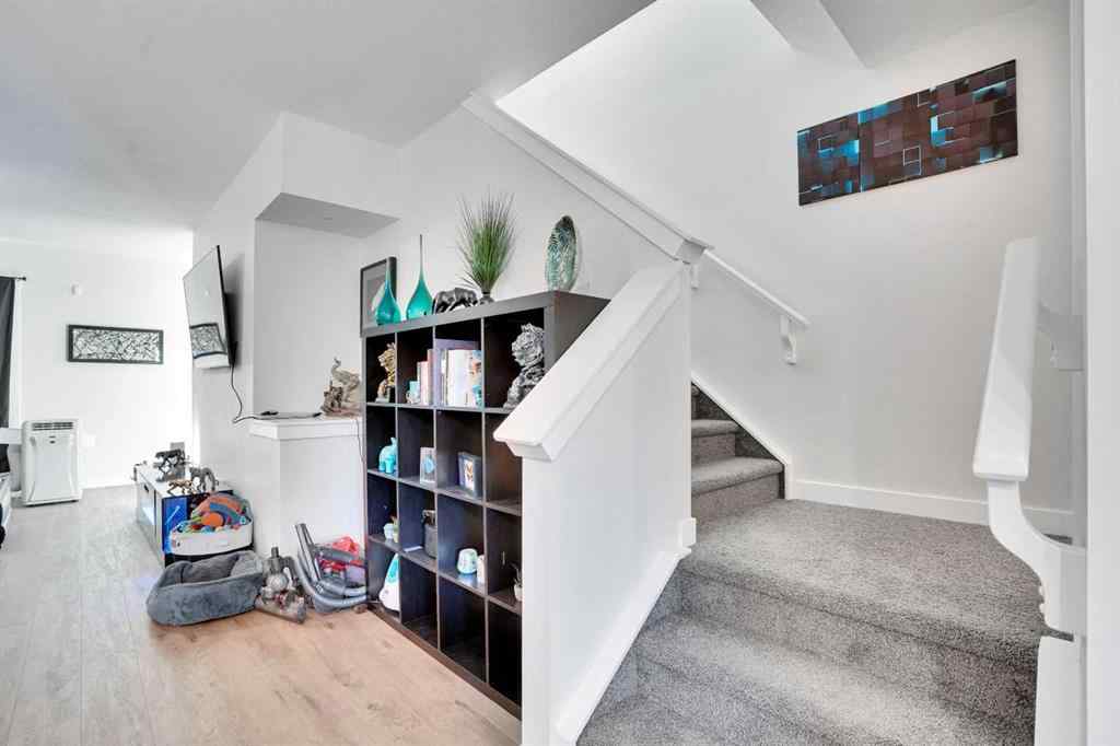 MLS® A2260344 - 514 Wolf Willow Boulevard SE in Wolf Willow Calgary, Residential