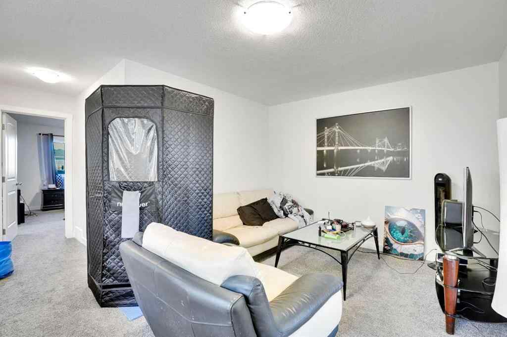 MLS® A2260344 - 514 Wolf Willow Boulevard SE in Wolf Willow Calgary, Residential