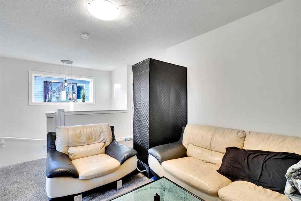 MLS® A2260344 - 514 Wolf Willow Boulevard SE in Wolf Willow Calgary, Residential