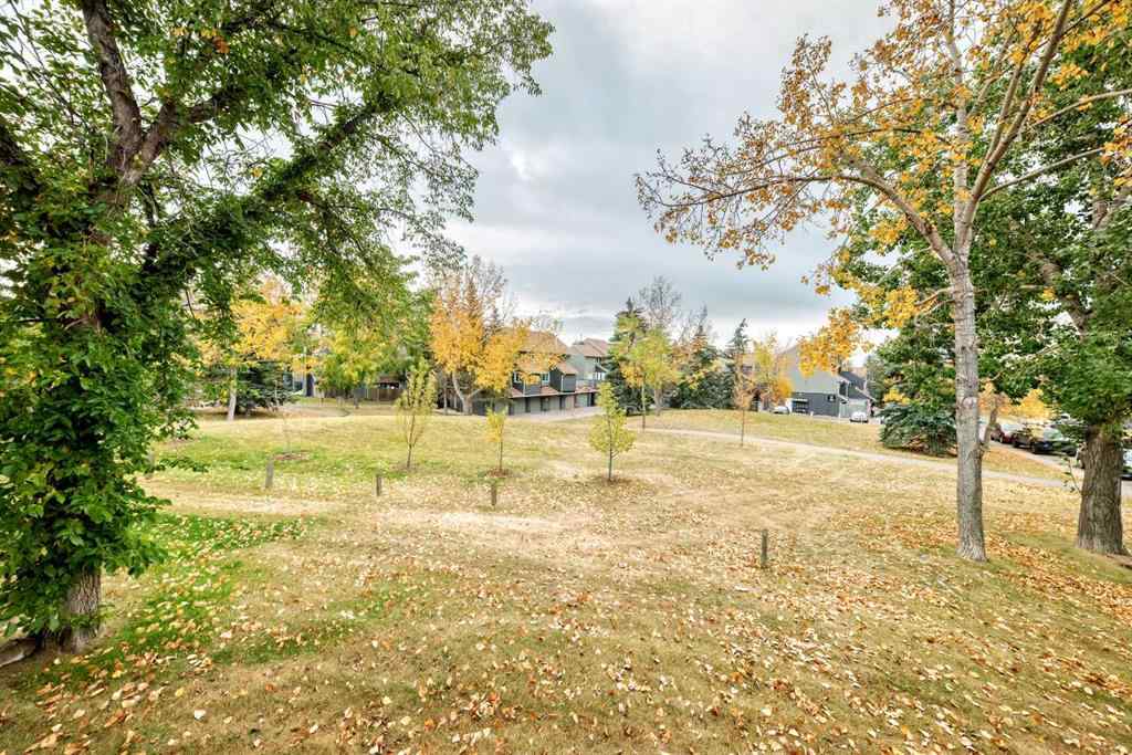 MLS® A2260348 - Unit #1210 60 Glamis Drive SW in Glamorgan Calgary, Residential