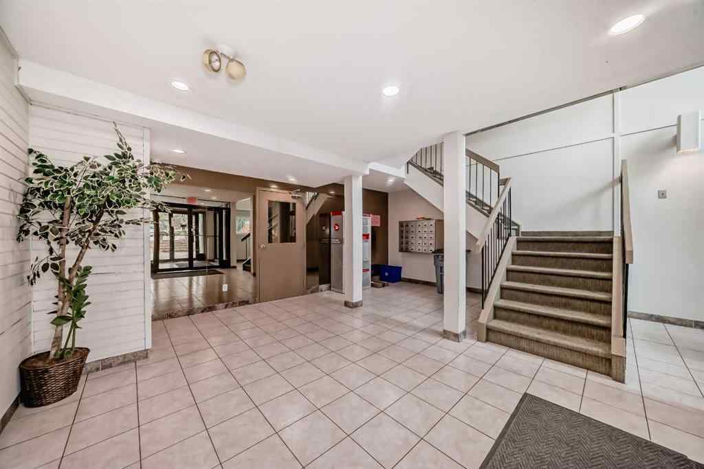 MLS® A2260348 - Unit #1210 60 Glamis Drive SW in Glamorgan Calgary, Residential