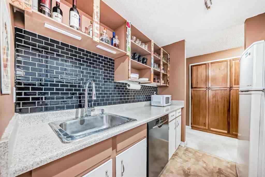 MLS® A2260348 - Unit #1210 60 Glamis Drive SW in Glamorgan Calgary, Residential