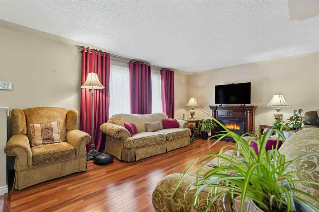 MLS® A2260352 - 224 Whitestone Crescent NE in Whitehorn Calgary, Residential