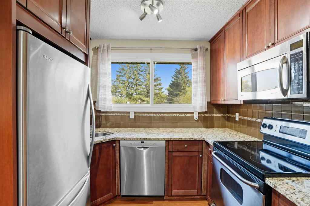 MLS® A2260352 - 224 Whitestone Crescent NE in Whitehorn Calgary, Residential