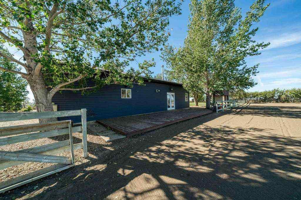 MLS® A2260360 - 12323 Range Road 74   in NONE Rural Cypress County, Residential