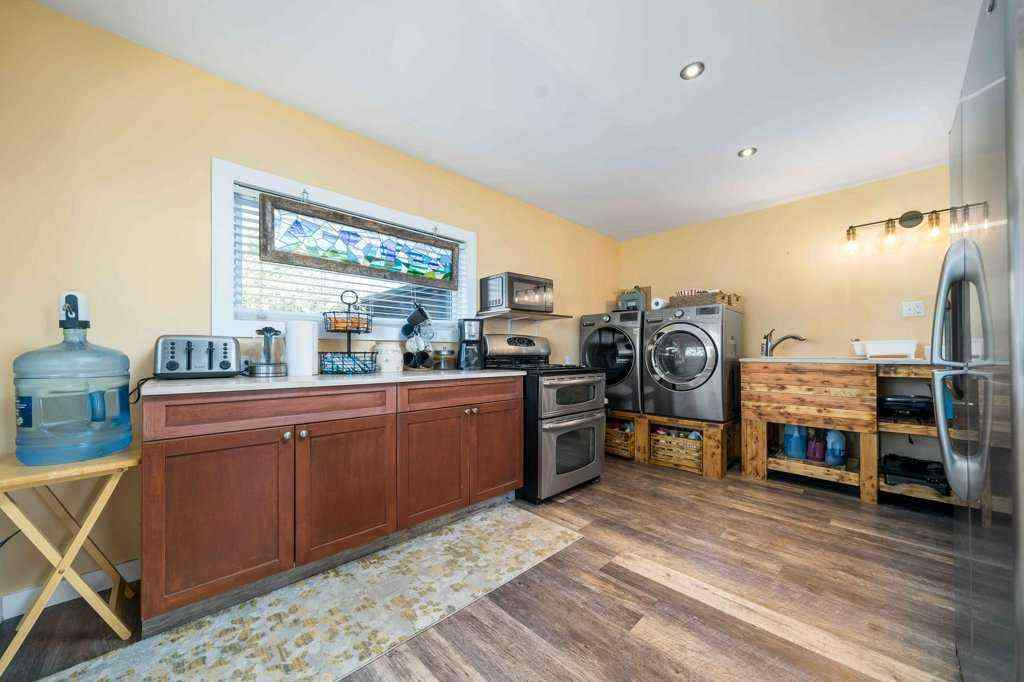 MLS® A2260360 - 12323 Range Road 74   in NONE Rural Cypress County, Residential