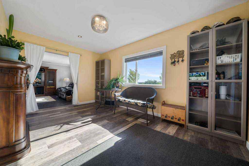 MLS® A2260360 - 12323 Range Road 74   in NONE Rural Cypress County, Residential