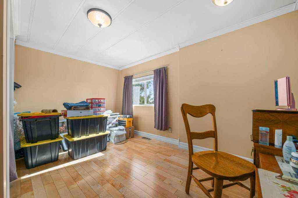 MLS® A2260360 - 12323 Range Road 74   in NONE Rural Cypress County, Residential