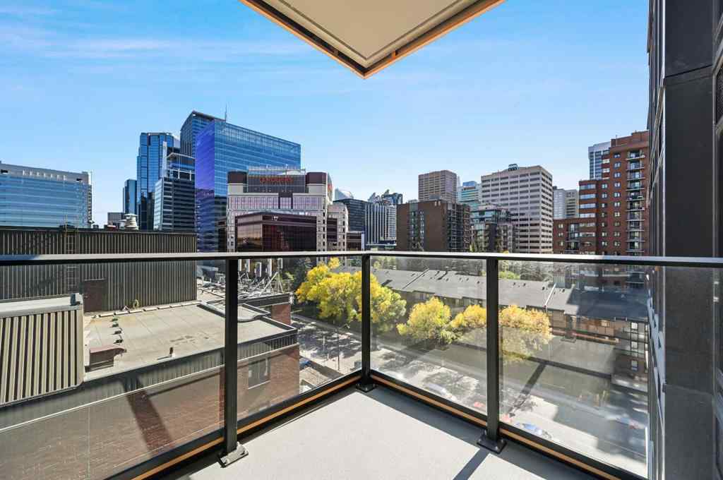 MLS® A2260365 - Unit #704 730 2 Avenue SW in Eau Claire Calgary, Residential