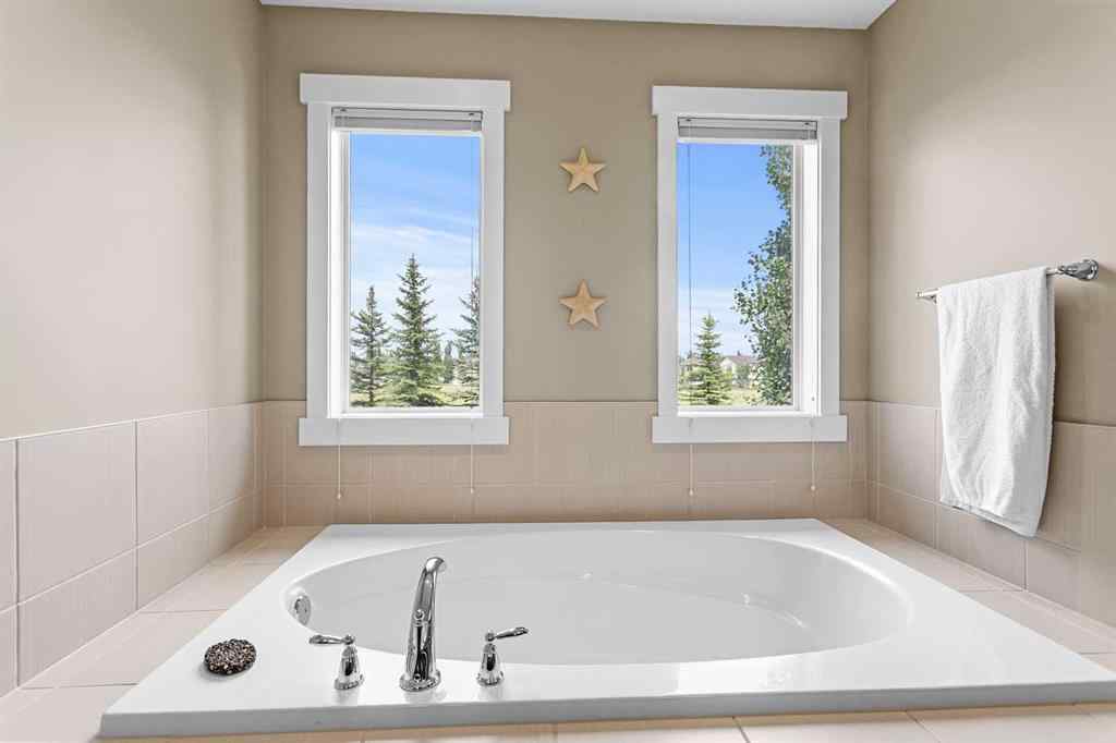 MLS® A2260372 - 4746 Elgin Avenue SE in McKenzie Towne Calgary, Residential