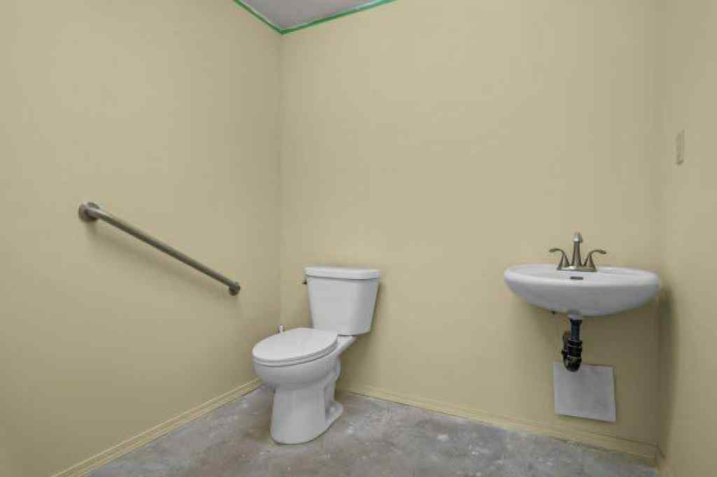 MLS® A2260373 - Unit #5 2 Limestone Valley Road  in NONE Dead Man's Flats, Commercial