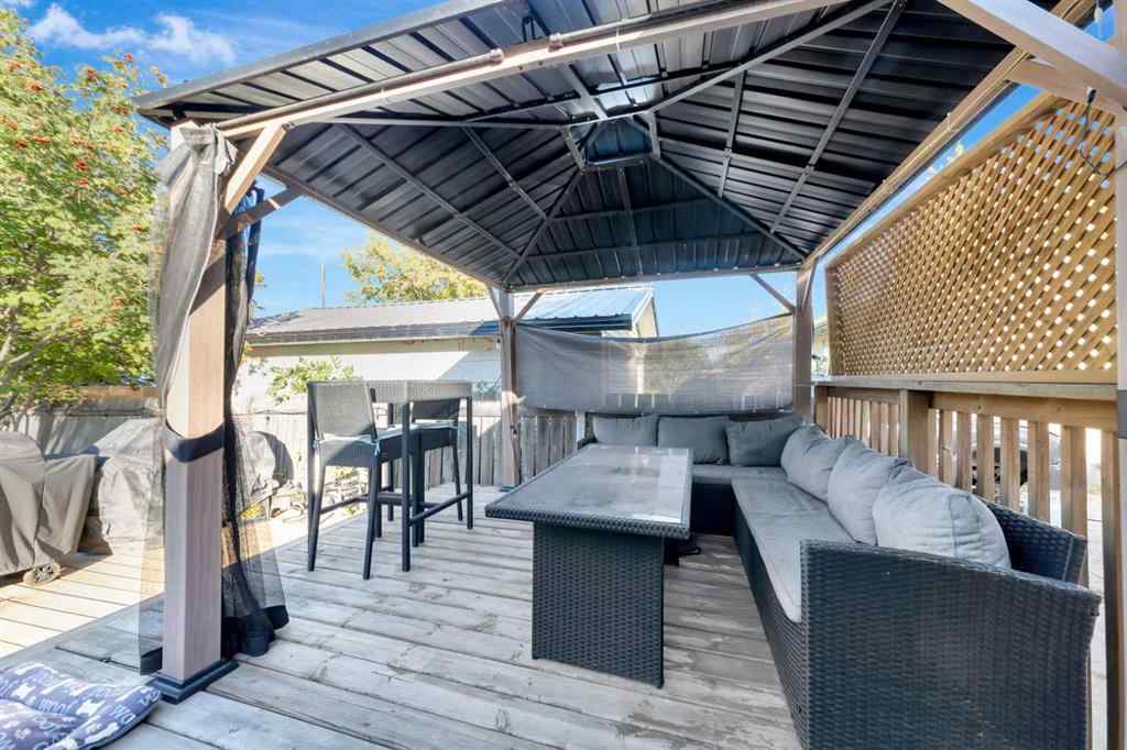 MLS® A2260375 - 4710 37 Street  in Larsen Grove Lloydminster, Residential