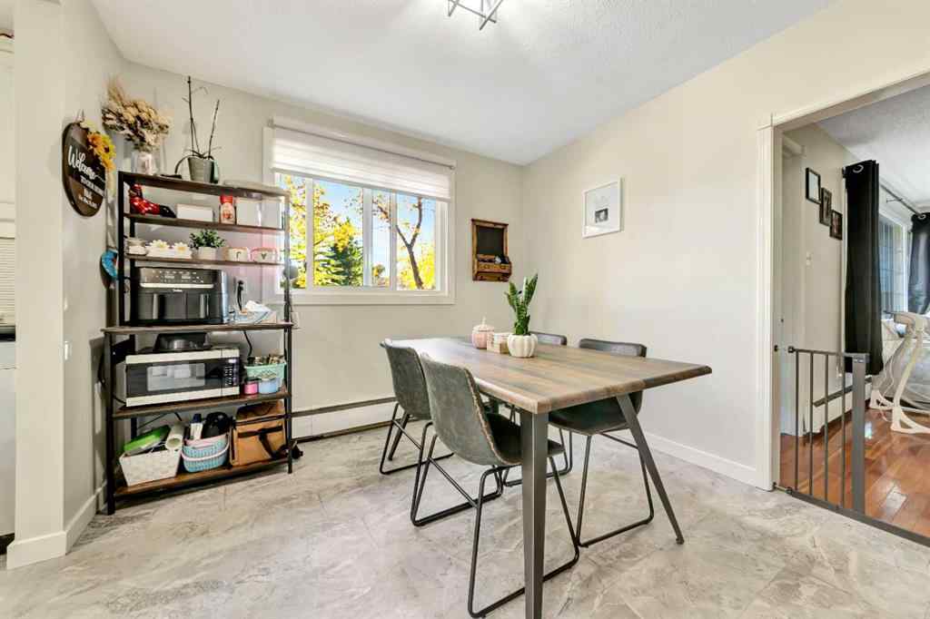 MLS® A2260375 - 4710 37 Street  in Larsen Grove Lloydminster, Residential