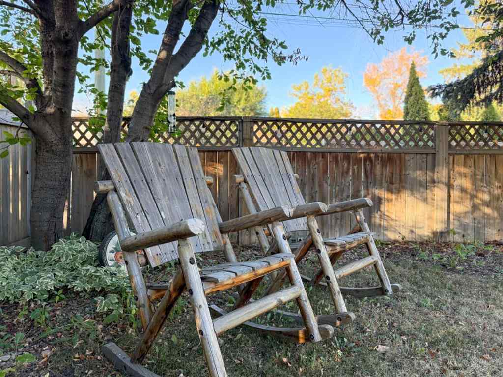 MLS® A2260375 - 4710 37 Street  in Larsen Grove Lloydminster, Residential