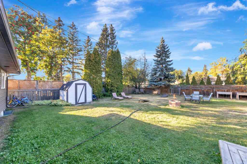 MLS® A2260375 - 4710 37 Street  in Larsen Grove Lloydminster, Residential