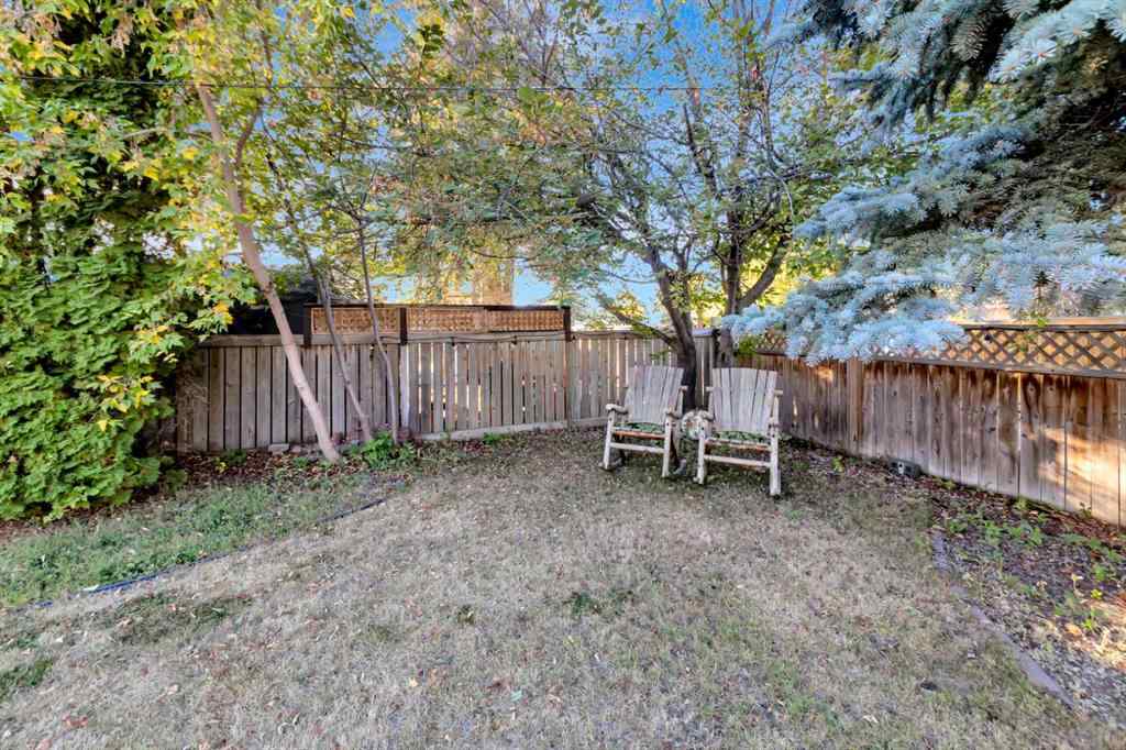 MLS® A2260375 - 4710 37 Street  in Larsen Grove Lloydminster, Residential