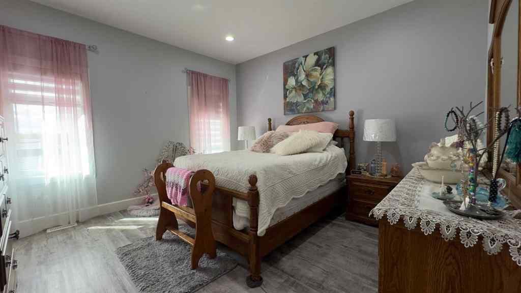 MLS® A2260384 - 2441 7 Avenue  in Wainwright Wainwright, Residential