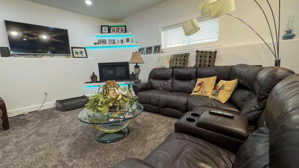 MLS® A2260384 - 2441 7 Avenue  in Wainwright Wainwright, Residential